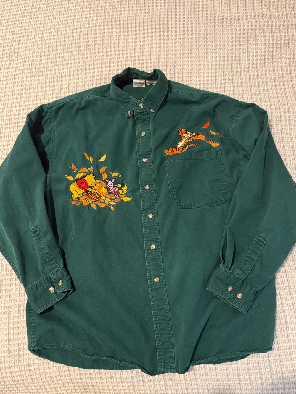 Disney Vintage Men's Green Button-Up Shirt with Winnie the Pooh Embroidery